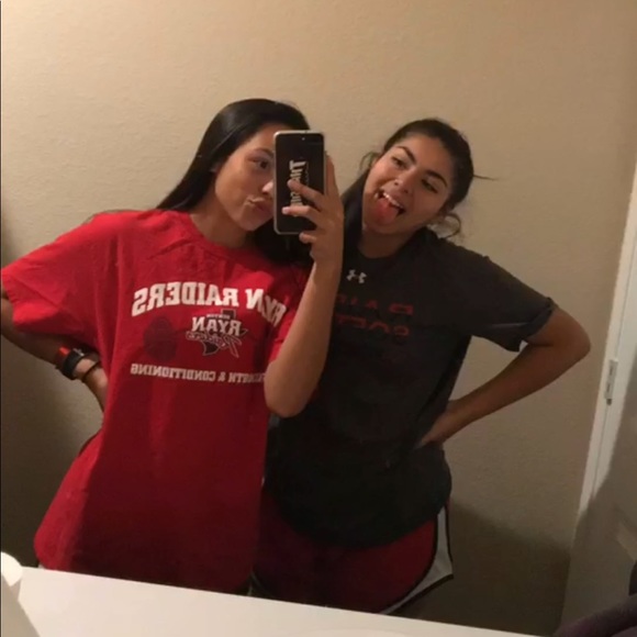 Meet your Posher, Isabelle - Picture 1 of 1